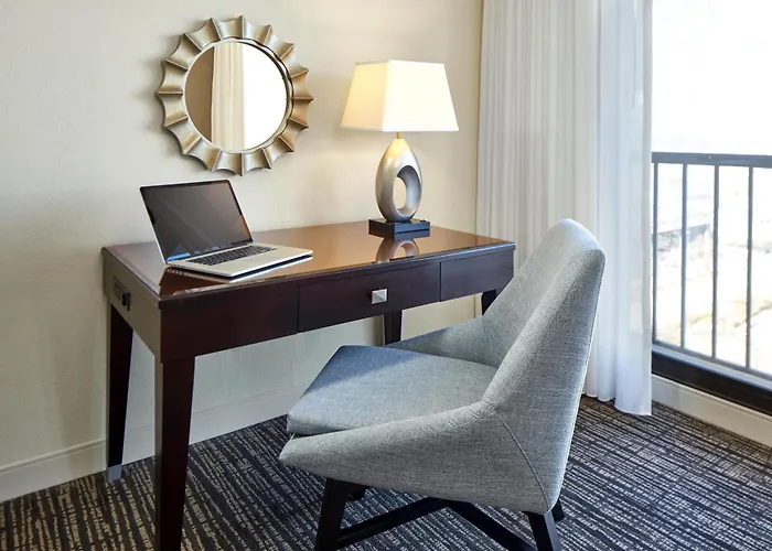 Hyatt Regency Downtown 3* Tulsa